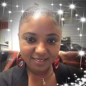 Meet your Posher, Christy